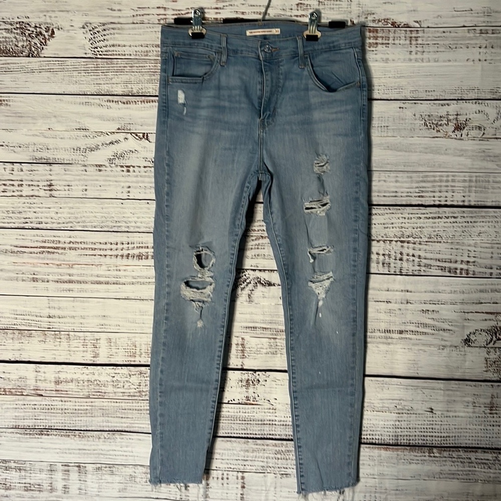 Levi 720 High Rise Super Skinny Jeans